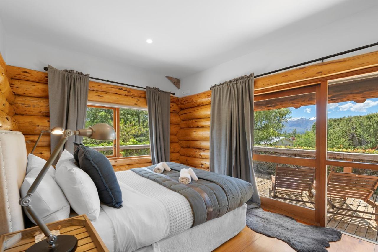 The Log House Villa Wanaka Exterior photo